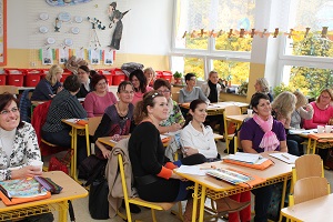 Účastníčky seminára pri prezentácii